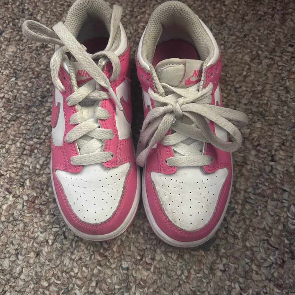 Nike Kids Sneakers in Pink and White